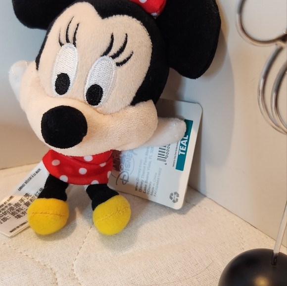 Disney Collectible Lot Mickey Mug Minnie Plush Ring Pic Holder Crossbody - Picture 6 of 12